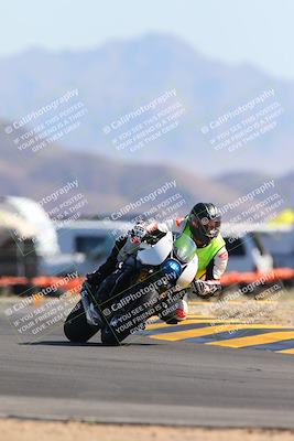 media/May-12-2024-SoCal Trackdays (Sun) [[ad755dc1f9]]/7-Turn 16 (915am)/